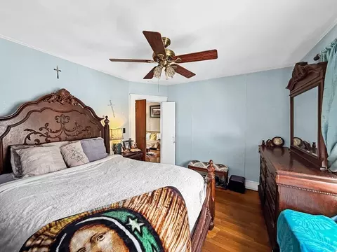 Bedroom - 14 Oak Ter, Everett, MA 02149 photo 3 of 6