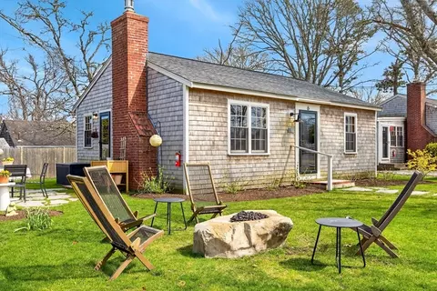 6 Manning Rd, Dennis, MA 02638