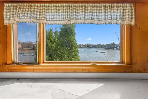 View/Area - 90 Water St, Danvers, MA 01923 photo 5 of 6