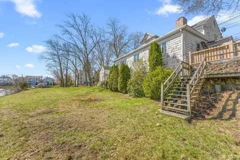 Exterior - 90 Water St, Danvers, MA 01923 photo 4 of 5