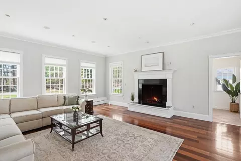 192 Prospect St, Hingham, MA 02043 photo 6