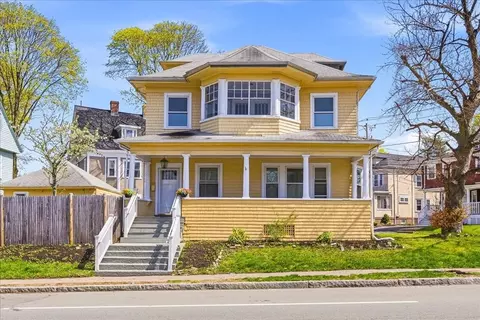 82 Blue Hill Ave, Milton, MA 02186