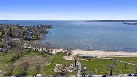 View/Area - 155 E Lothrop St, Beverly, MA 01915 photo 3 of 3