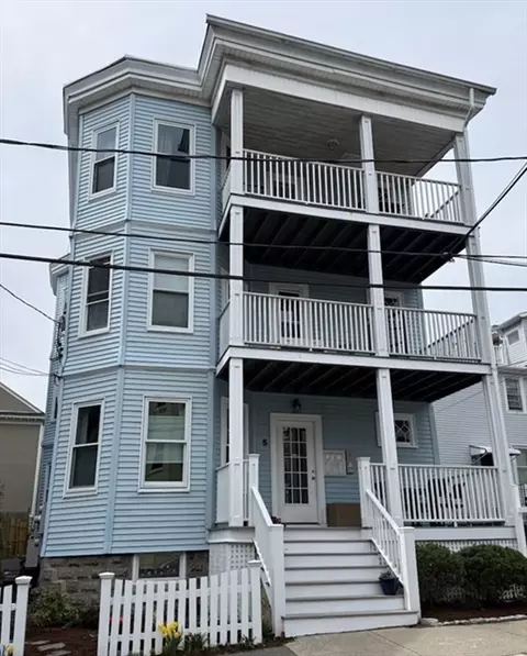 5 Newton St #1, Cambridge, MA 02139