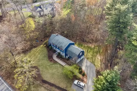 7 Providence Rd, Westford, MA 01886
