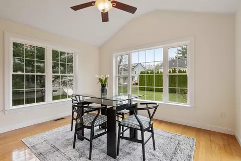 4 Henley Rd, Acton, MA 01720 photo 7