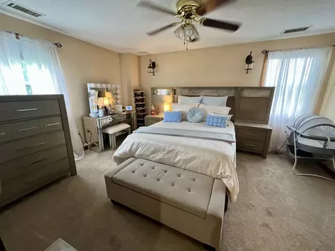 Bedroom - 46-48 Kent Rd, Springfield, MA 01129 photo 1 of 5