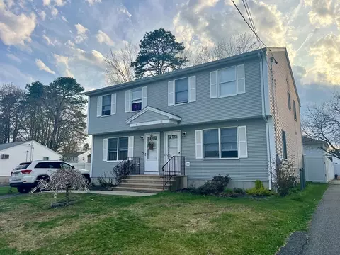 46-48 Kent Rd, Springfield, MA 01129