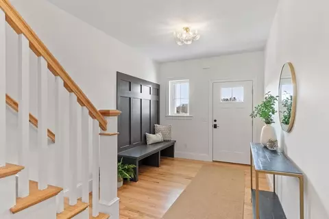 81 Oliver Pond Cir #8, Franklin, MA 02038