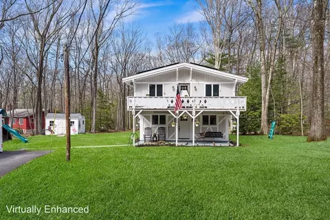 503 Hilltop Rd, Lancaster, MA 01523