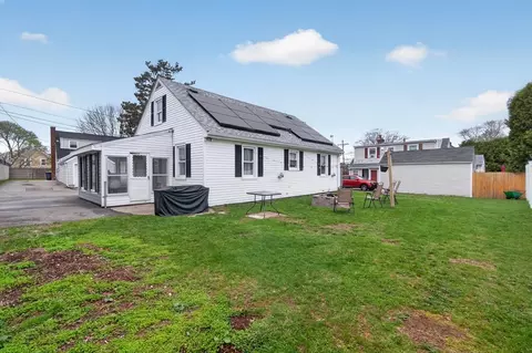 37 Blakely Ct, Fall River, MA 02720 photo 5