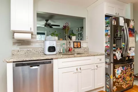 Kitchen - 9 Sunset Ave, Holbrook, MA 02343 photo 1 of 5