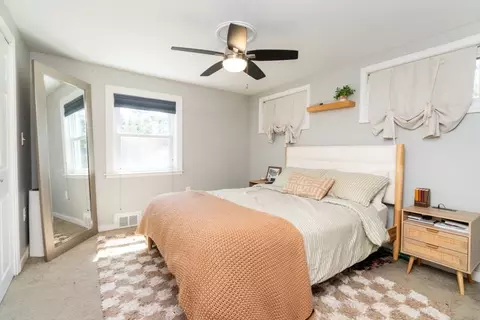 Bedroom - 9 Sunset Ave, Holbrook, MA 02343 photo 1 of 6