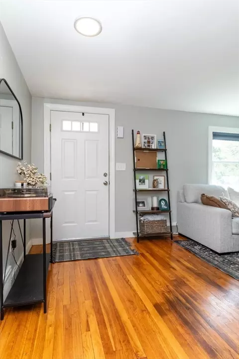 Entry Way - 9 Sunset Ave, Holbrook, MA 02343 photo 1 of 5