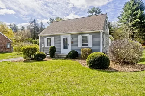 289 Holyoke Rd, Westfield, MA 01085