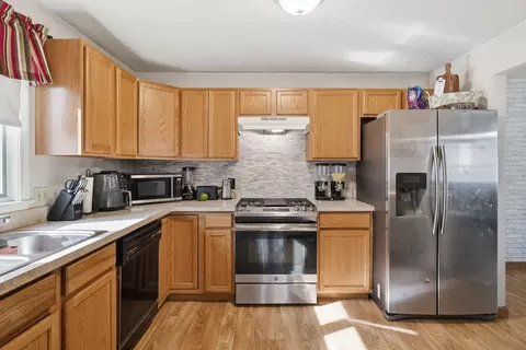 222 Edendale St, Springfield, MA 01104 photo 13