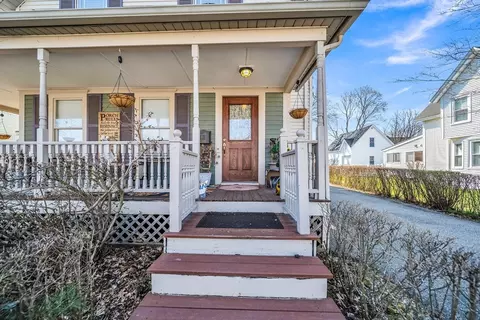 34 Sherbrook Ave, Worcester, MA 01604 photo 3