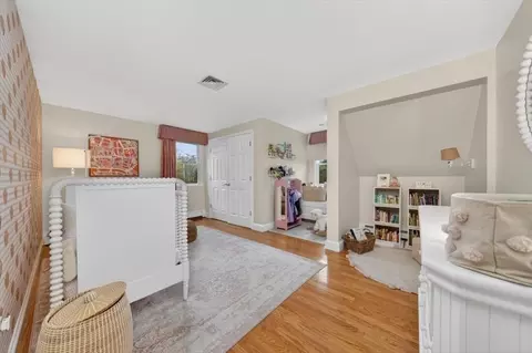 18 Crowes Ln, Hingham, MA 02043 photo 17