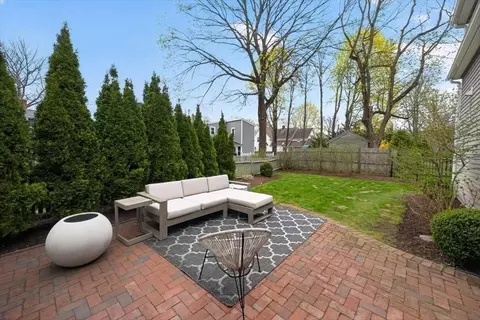 18 Crowes Ln, Hingham, MA 02043 photo 28