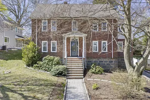 247 Stratford St, West Roxbury, MA 02132