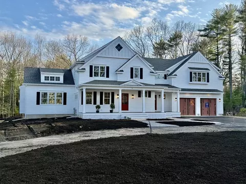 5 Snowy Owl Ln, Duxbury, MA 02332