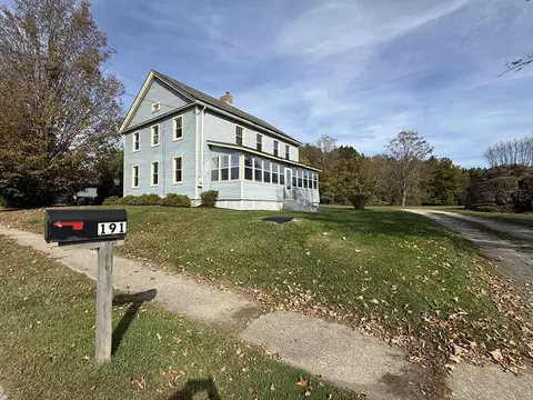 191 Fort Hill Ave, Pittsfield, MA 01201