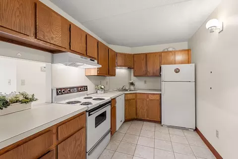 Kitchen - 159 Main St #11B, Stoneham, MA 02180 photo 1 of 4