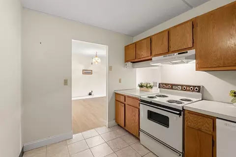 Kitchen - 159 Main St #11B, Stoneham, MA 02180 photo 4 of 4