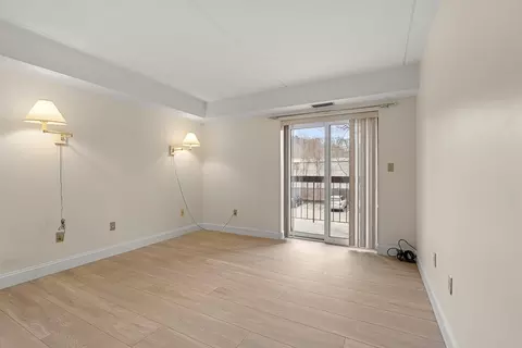 Living - 159 Main St #11B, Stoneham, MA 02180 photo 2 of 7