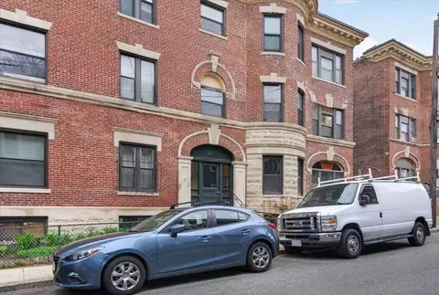 19 Royal St #6, Allston, MA 02134