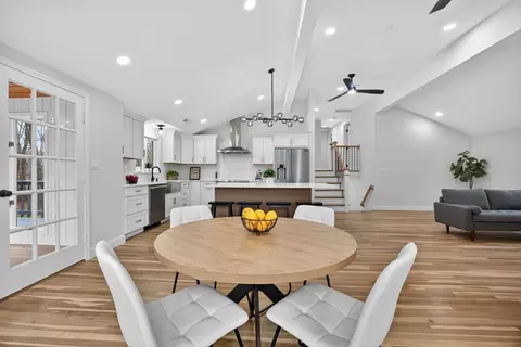 Dining - 1 Hunter Dr, Andover, MA 01810 photo 1 of 2