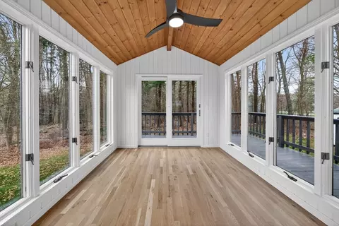 Exterior - 1 Hunter Dr, Andover, MA 01810 photo 4 of 6
