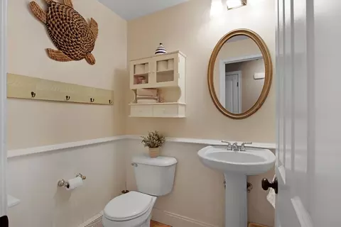 Bath - 842 Main St, Wareham, MA 02576 photo 1 of 3