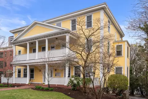 71 Perkins St #3, Jamaica Plain, MA 02130