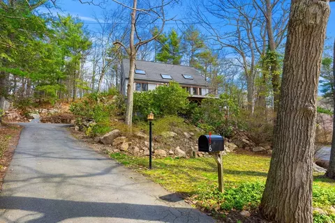 6 Magnolia Ave, Manchester, MA 01944