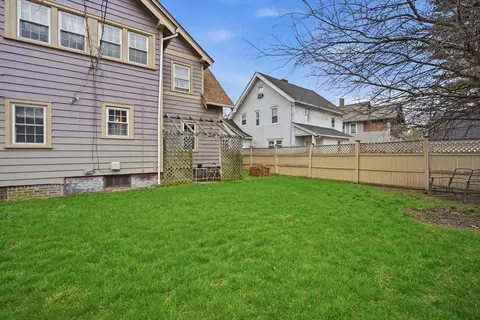 32 Burton St, Springfield, MA 01108 photo 38