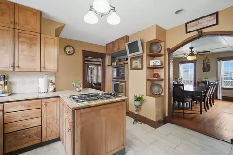 32 Burton St, Springfield, MA 01108 photo 13