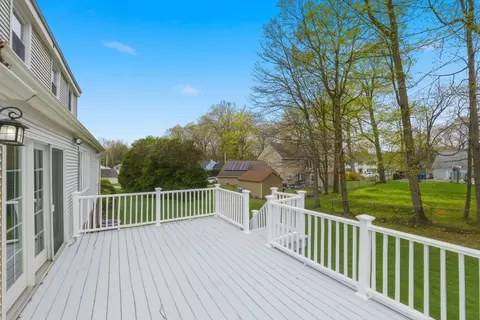 Exterior - 7 Brewster Rd, West Springfield, MA 01089 photo 11 of 11