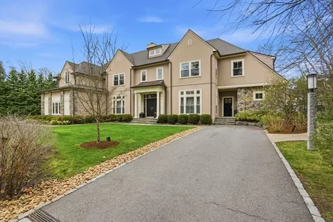 15 John Poulter Rd, Lexington, MA 02421