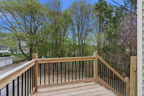 Exterior - 7 Third Ave, Dudley, MA 01571 photo 4 of 11