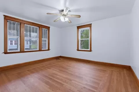 Living - 7 Third Ave, Dudley, MA 01571 photo 5 of 7