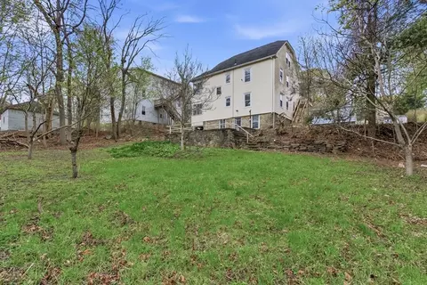 Exterior - 7 Third Ave, Dudley, MA 01571 photo 6 of 11