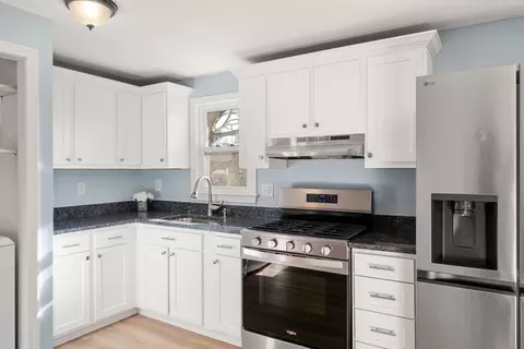 12 Parker Dr, Wareham, MA 02571 photo 5
