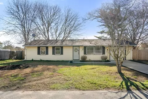 12 Parker Dr, Wareham, MA 02571 photo 2