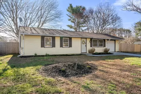 12 Parker Dr, Wareham, MA 02571 photo 4