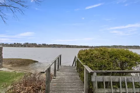 View/Area - 10 Third Ave, Wareham, MA 02571 photo 2 of 8