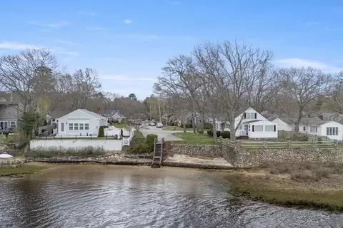 View/Area - 10 Third Ave, Wareham, MA 02571 photo 3 of 8