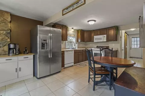 Kitchen - 10 Third Ave, Wareham, MA 02571 photo 1 of 2