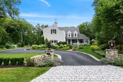 6 Courtney Dr, Newbury, MA 01922