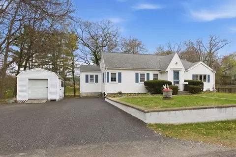 17 Evergreen Rd, Needham, MA 02494 photo 4